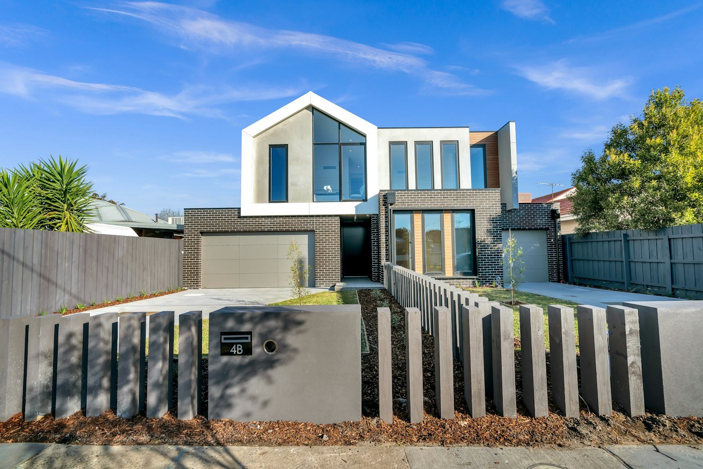 17 Oasis Ave